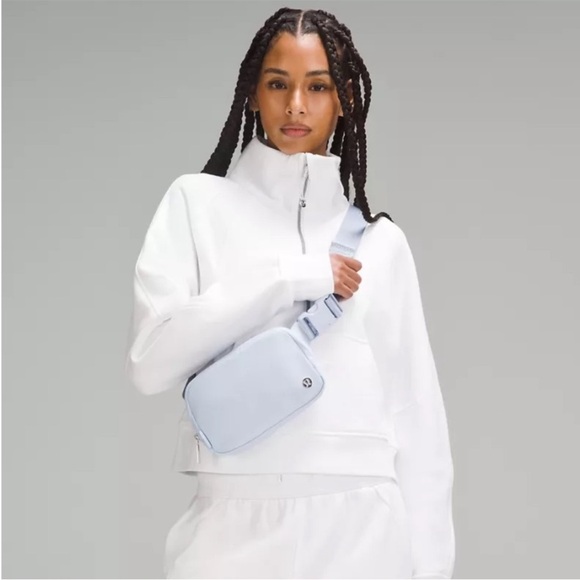 lululemon athletica Handbags - Lululemon Powder Blue 1L Everywhere Belt Bag
